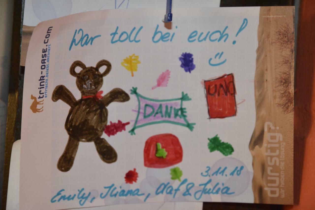 Familienzimmer Bastian Haibach  エクステリア 写真